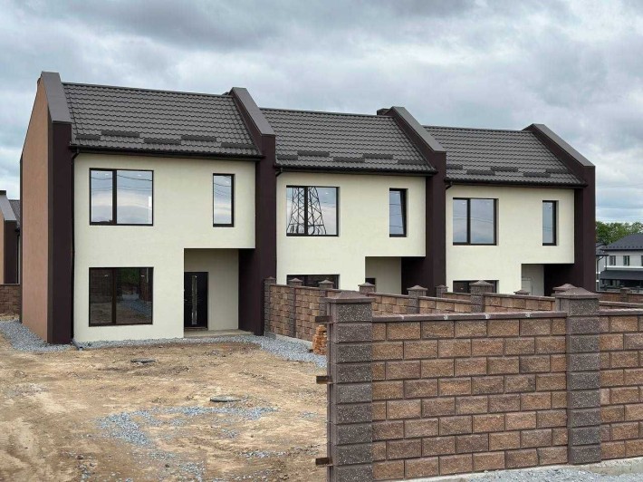 ГОТОВИЙ сучасний 4К Котедж з комунікаціями в гарній локації Авторинку - фото 1