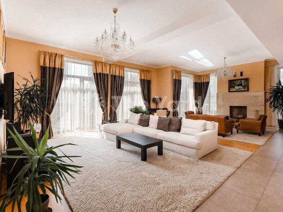 Продаж будинку 575м2 в Царському селі за адресою вул. Редутна, 54 БЕЗ% Киев