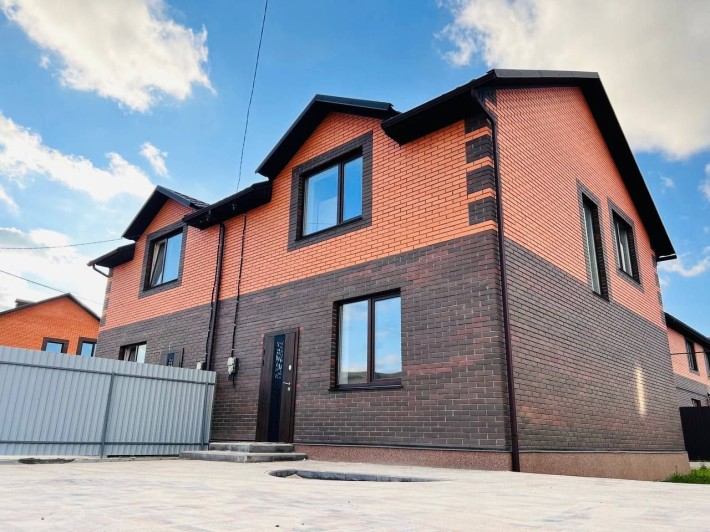 Продаж будинку з новим ремонтом 4 кімнати Топ Локація - фото 1