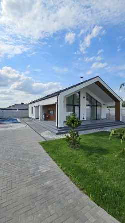 Продам дом  Днепр ( район 12 квартала,  Царское село) - фото 1