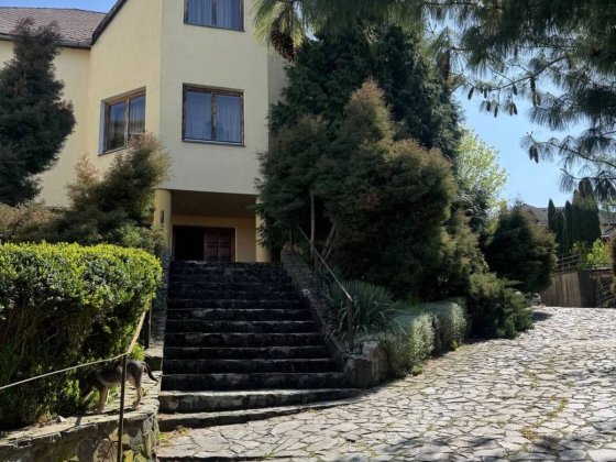 Продаж будинку неподалік центру! Ужгород