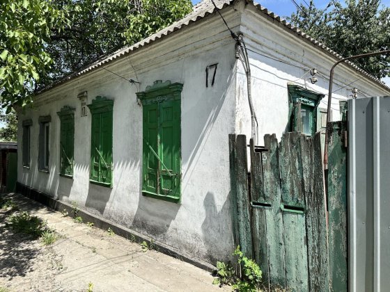 Продам пол дома в р-н.Петровского, пр.Ивана Мазепы