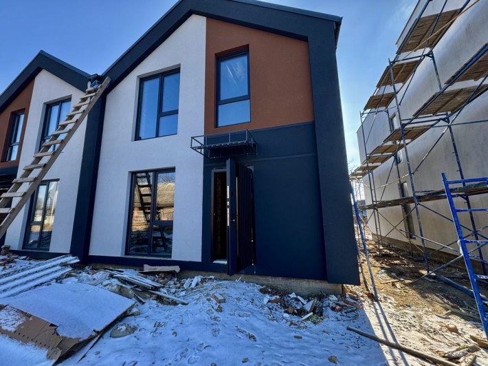 Продам дуплекс 91м2. Площа ділянки 2,5 сотки. - фото 1