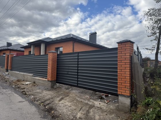 Будинок Вінниця, ближні бучми Вінниця