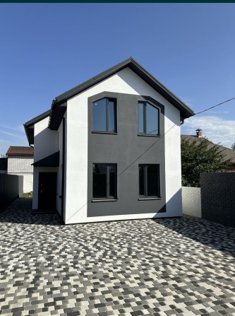 Продам новый 2х этажный дом в районе пр. Металлургов - фото 1