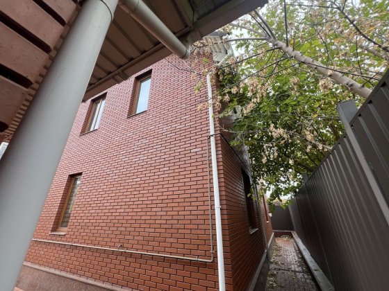 Продаж будинку в центрі міста, р- б. Шевченка Запорожье