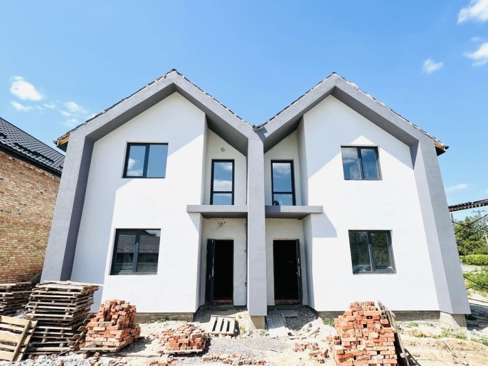 Продам дуплекс 110 кв.м., 3 кімнати, 2 сотки Zarvantsi - фото 1