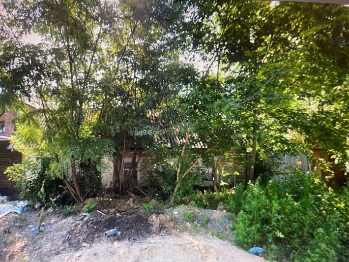 Дом в центре под реконструкцию - фото 1