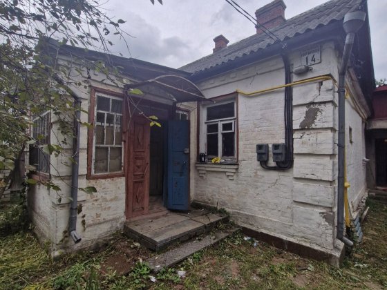 Продається частина будинку в районі Ботанічного саду. Житомир