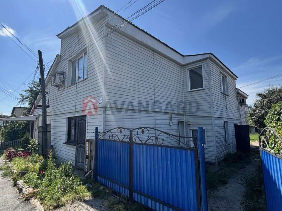 Продається частина будинку Центральний Ринок Захисників Неба Винница