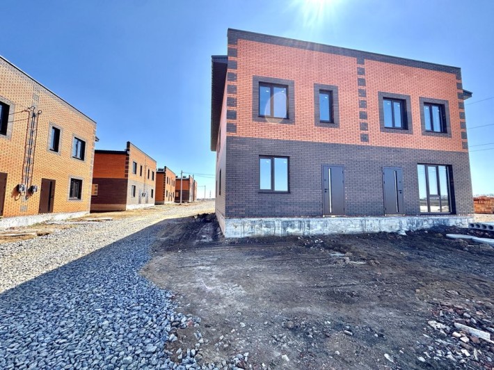 Продаж 2 поверхового таунхауса - фото 1