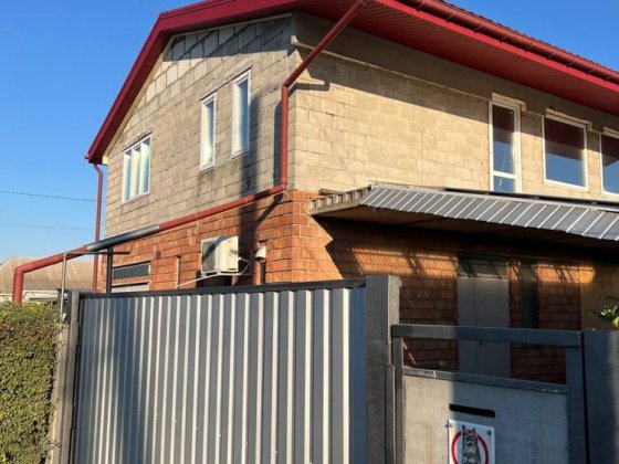 2,5%комисия,Рыбальск, продам дом 140 м2 и 36м2 гостевой дом с ремонтом Дніпро