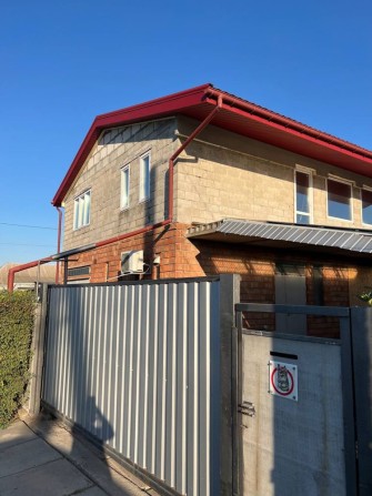 2,5%комисия,Рыбальск, продам дом 140 м2 и 36м2 гостевой дом с ремонтом - фото 1