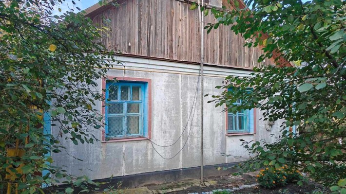 Продам будинок в Чуднівському ройоні, з господарськими будівлями - фото 1