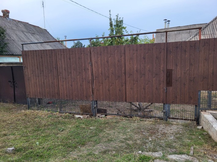 Свет не отключают!  Часть дом на Правом берегу/ все в пешей доступност - фото 1