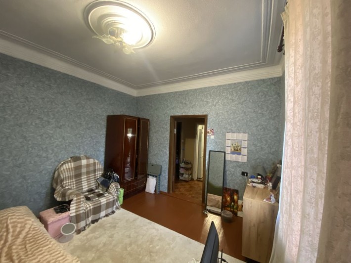 Центр, всі зручності , окремий двір, торг. - фото 1