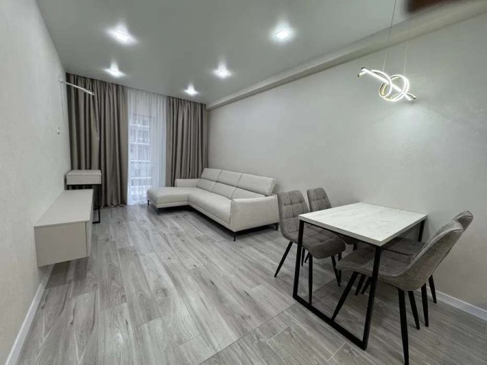 Продаж 1-к квартири вул. Михайла Максимовича 26д - фото 1