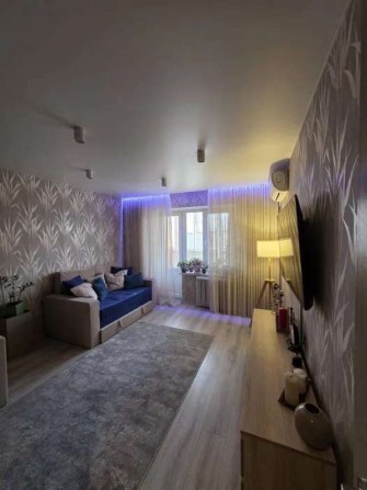 Продаж 1-к квартири вул. Олександра Махова 1 - фото 1