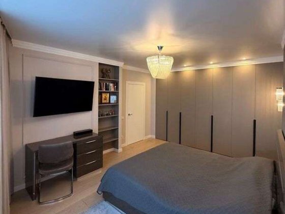 Продаж 3-к квартири вул. Авiаконструктора Iгоря Сiкорського 1а Київ