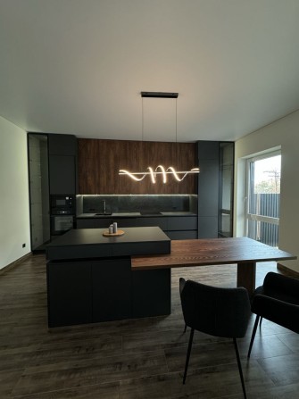 Продається сучасний Таунхаус. Центральна частина міста. - фото 1