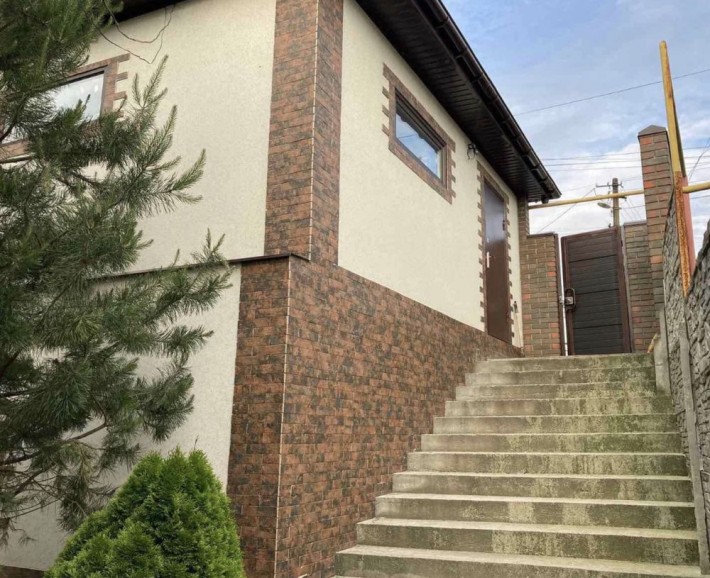 Продам дом центр пр. А. Поля рядом парк - фото 1