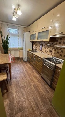 Продам будинок з якісним ремонтом, Комунарський район - фото 1