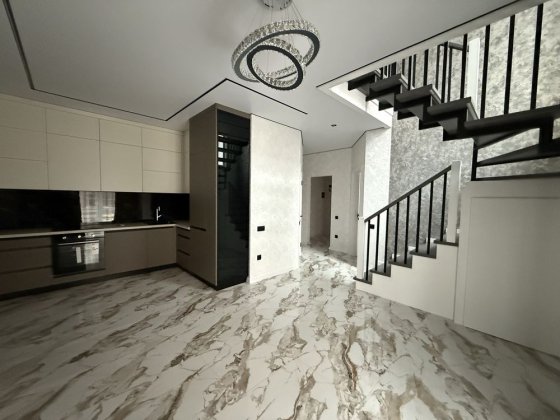 Продам дуплекс з ремонтом Винница