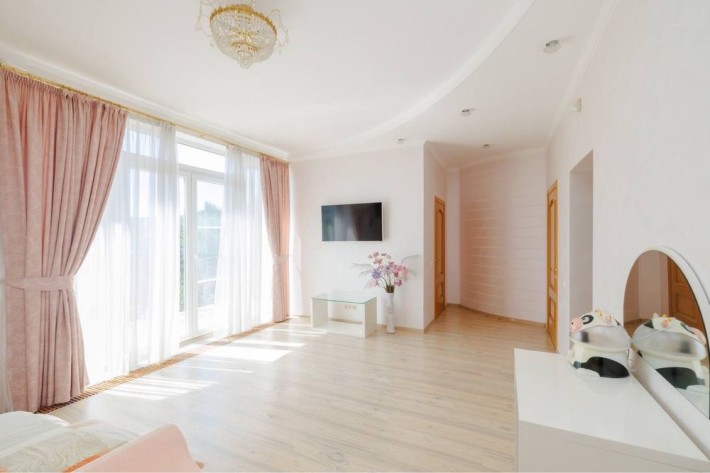 Продаж будинку з басейном 375м2 Нові Безрадичі/Обухів/12соток Без % - фото 1