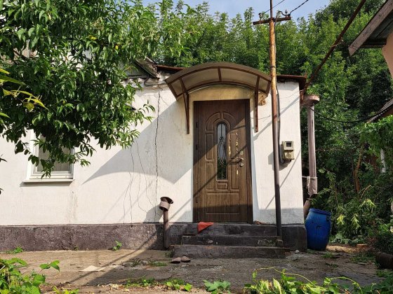 продам будинок в м.ДНІПРО