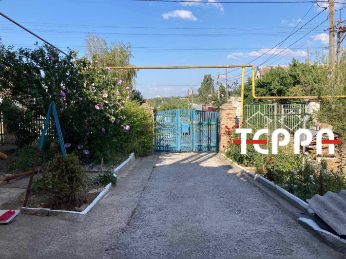 Продаж будинку з земельною ділянкою на Верхній Хортиці - фото 1