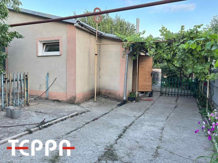 Продаж будинку, селище Тепличне - фото 1