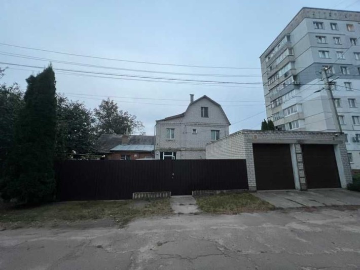 Продаж будинку вул. Довженко - фото 1