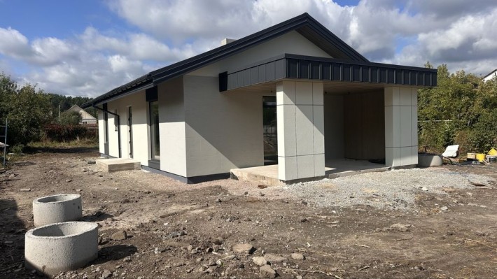 Капітальна недобудова в Житомирі біля лісу на Богунії - фото 1