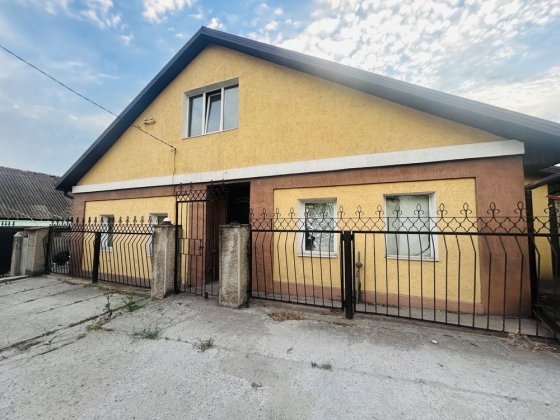 Продам дом центр города 120к.в Запорожье