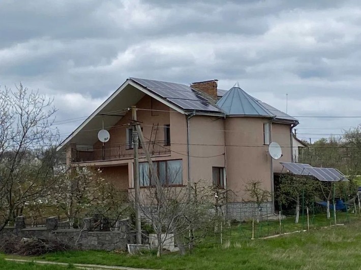 Продам будинок біля лісу та річки з сонячною електростанцією - фото 1