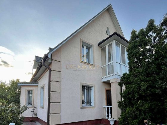 Продам теплий будинок 210кв, 3 спальні, камін, вихід до річки Осокорки Киев
