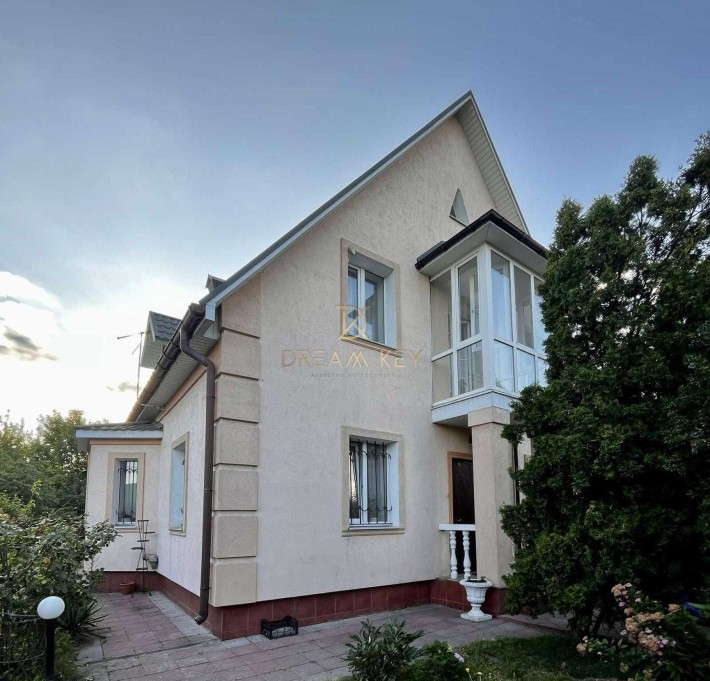 Продам теплий будинок 210кв, 3 спальні, камін, вихід до річки Осокорки - фото 1