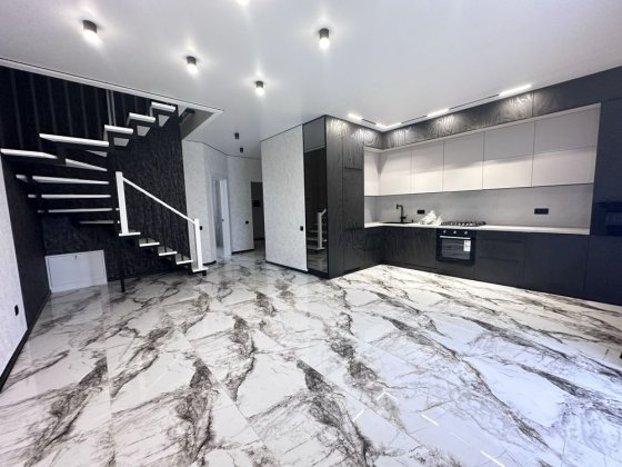 Таунхаус з ремонтом /Юзвинська/// газ Вінниця