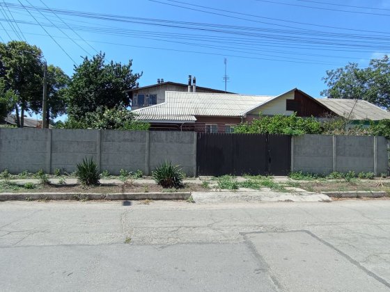 ПРОДАМ, Часть коттеджа.Ул.Клубная. Запорожье