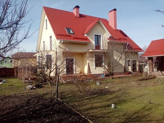 Будинок і гостьовий будиночок на осокорках. Без комісії. Киев