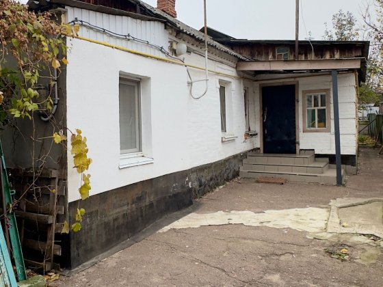 Продам 1/3 частину домоволодіння з окремим подвір’ям, Новомиколаївка Кропивницкий