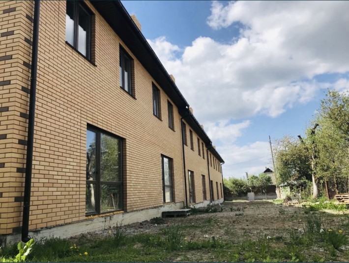 Таунхаус в Городе по Хорошей цене - фото 1