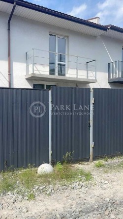 Продаж таунхауса під ремонт,усі комунікації заведено - фото 1