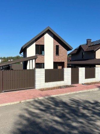 Будинок в котеджному містечку метро Лісова - фото 1