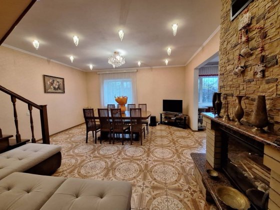 Продам гарний будинок Запорожье