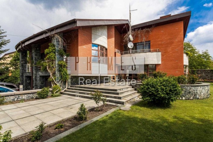 Продаж 6-кімнатного просторного особняку, вул. Білицька, р-н Куренівка - фото 1