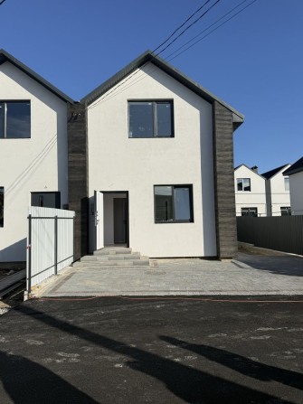 Продаж дуплексу 90м2 на 2,5 сотках землі - фото 1