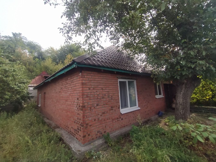 Дом между Кирова и Рабочей - фото 1