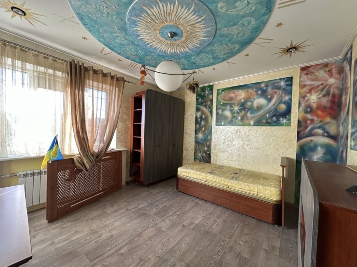 Продаж 3-поверхового будинку пров. Перлинний - фото 1