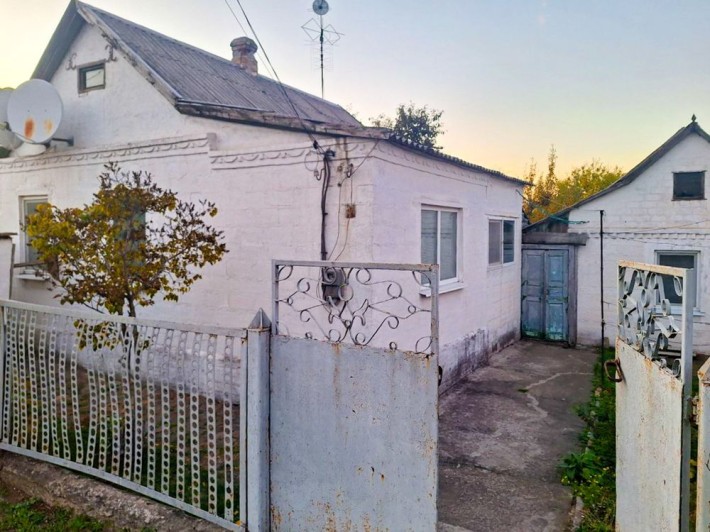 Продам дом в Диевке! Участок + летняя кухня - фото 1